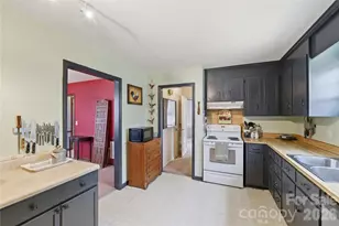 9444 Stately Oak Ln, Mint Hill, NC 28227 - Photo 13