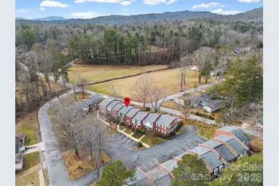 1409 Kensington Road #B-4, Hendersonville, NC 28791 - Photo 33