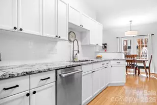 9542 Glenashley Dr, Cornelius, NC 28031 - Photo 7