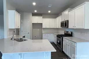 14016 Wooden Snow Trce, Charlotte, NC 28278 - Photo 5