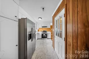 1406 Meandering Ln, Lincolnton, NC 28092 - Photo 5