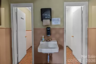 1128 N Main Street, Oakboro, NC 28129 - Photo 17