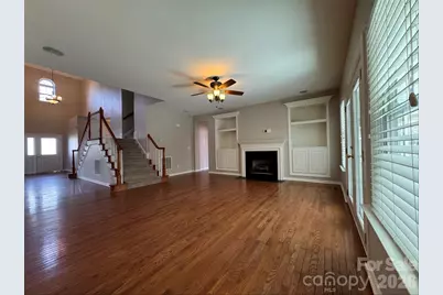 4102 Barclay Forest Drive, Charlotte, NC 28213 - Photo 9