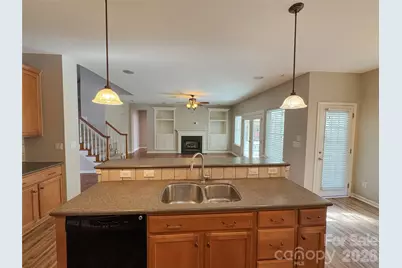 4102 Barclay Forest Drive, Charlotte, NC 28213 - Photo 17