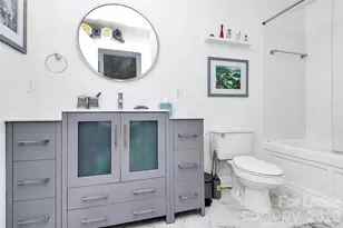 300 W 5th St, Charlotte, NC 28202 - Photo 19