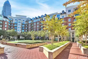 300 W 5th St, Charlotte, NC 28202 - Photo 35