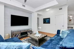 300 W 5th St, Charlotte, NC 28202 - Photo 13