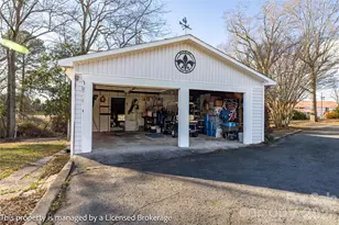 2 Tallassee St, Badin, NC 28009 - Photo 35