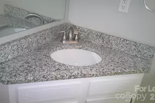 3310 39th Ave Ct NE, Hickory, NC 28601 - Photo 13