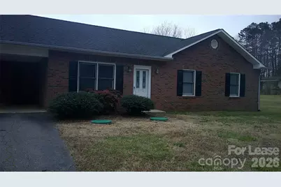 3310 39th Avenue Court NE, Hickory, NC 28601 - Photo 1