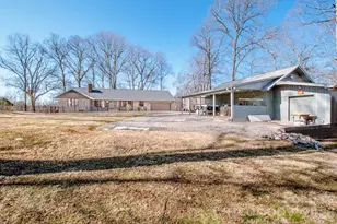 114 Old Mine Rd, Mount Holly, NC 28120 - Photo 9