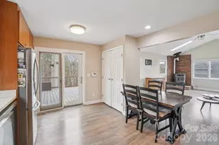 623 Owensby Rd, Hendersonville, NC 28792 - Photo 15