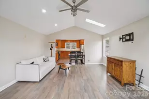 623 Owensby Rd, Hendersonville, NC 28792 - Photo 13