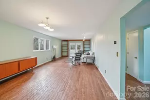 623 Owensby Rd, Hendersonville, NC 28792 - Photo 7