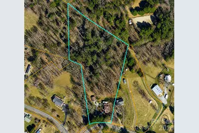 623 Owensby Road, Hendersonville, NC 28792 - Photo 5