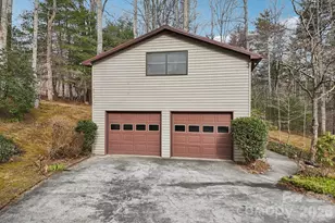 623 Owensby Rd, Hendersonville, NC 28792 - Photo 35