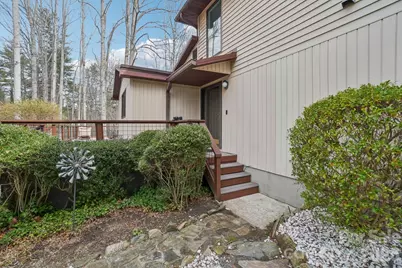 623 Owensby Road, Hendersonville, NC 28792 - Photo 3