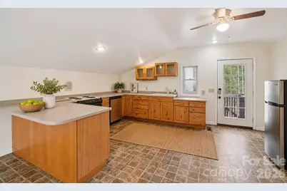 623 Owensby Road, Hendersonville, NC 28792 - Photo 35