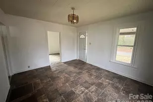 1021 Old Charlotte Rd, Statesville, NC 28677 - Photo 31