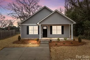 127 W Whitley St, Norwood, NC 28128 - Photo 1