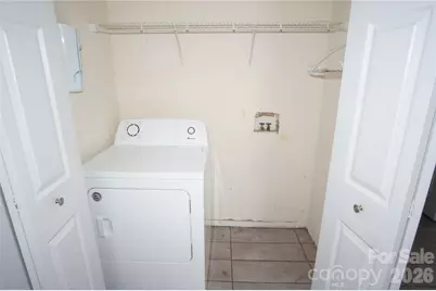 8913 Cinnabay Drive, Charlotte, NC 28216 - Photo 15