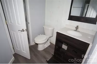 8913 Cinnabay Drive, Charlotte, NC 28216 - Photo 11