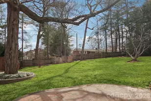 10 S Oak Forest Dr, Asheville, NC 28803 - Photo 27
