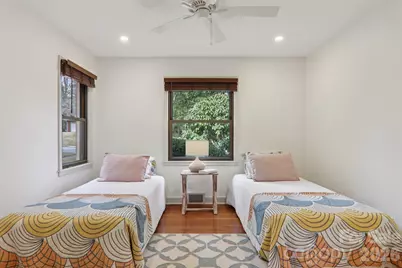 10 S Oak Forest Drive, Asheville, NC 28803 - Photo 15