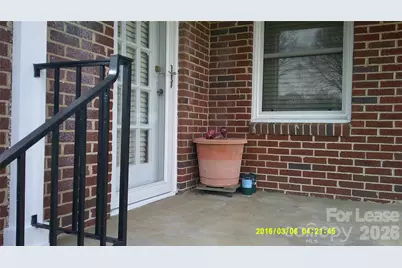 1094 14th Avenue NW, Hickory, NC 28601 - Photo 3
