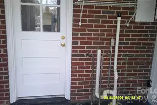 1094 14th Ave NW, Hickory, NC 28601 - Photo 5