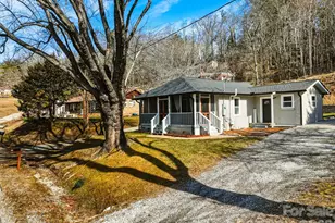 326 Lyndhurst Dr, Hendersonville, NC 28971 - Photo 25