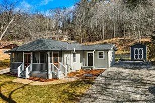 326 Lyndhurst Dr, Hendersonville, NC 28971 - Photo 21