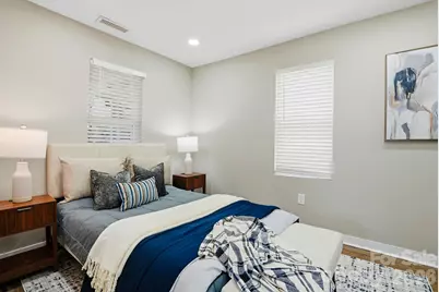 326 Lyndhurst Drive, Hendersonville, NC 28971 - Photo 5