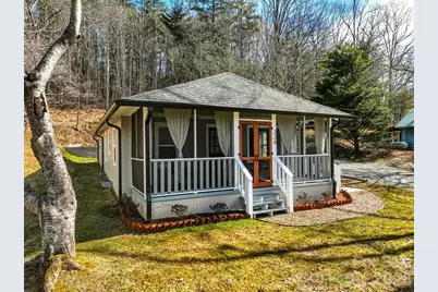 326 Lyndhurst Drive, Hendersonville, NC 28971 - Photo 23