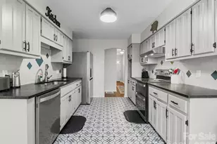 423 Mountain View Dr, Columbus, NC 28722 - Photo 13