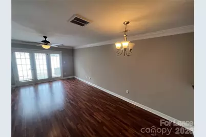 1336 Green Oaks Lane #E, Charlotte, NC 28205 - Photo 5