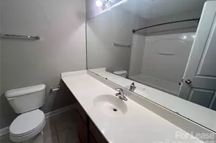 1336 Green Oaks Ln, Charlotte, NC 28205 - Photo 11