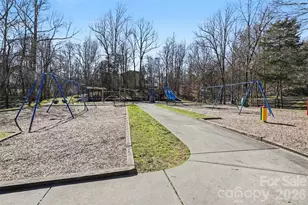 1432 Bedlington Dr NW, Charlotte, NC 28269 - Photo 31