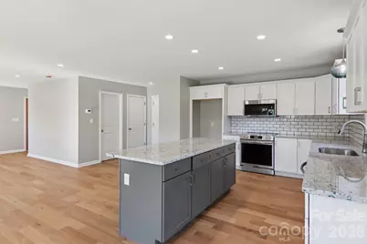 127 Lincoln Ridge Drive, Candler, NC 28715 - Photo 15