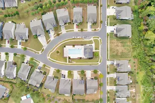 379 Kentmere Ln, Lake Wylie, SC 29710 - Photo 33