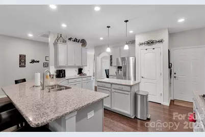 379 Kentmere Lane, Lake Wylie, SC 29710 - Photo 11