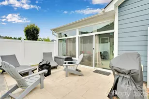 379 Kentmere Ln, Lake Wylie, SC 29710 - Photo 31