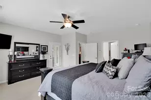 379 Kentmere Ln, Lake Wylie, SC 29710 - Photo 17