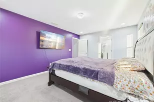 4111 Stockbrook Dr, Charlotte, NC 28215 - Photo 13