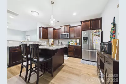 4111 Stockbrook Drive, Charlotte, NC 28215 - Photo 3