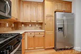 401 N Church St, Charlotte, NC 28202 - Photo 13