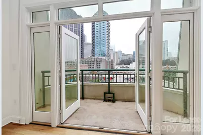 401 N Church Street #604, Charlotte, NC 28202 - Photo 5