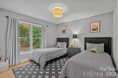 320 Woodland Drive, Swannanoa, NC 28778 - Photo 15