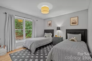 320 Woodland Dr, Swannanoa, NC 28778 - Photo 15