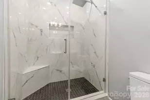 5927 Prescott Ct, Charlotte, NC 28269 - Photo 17